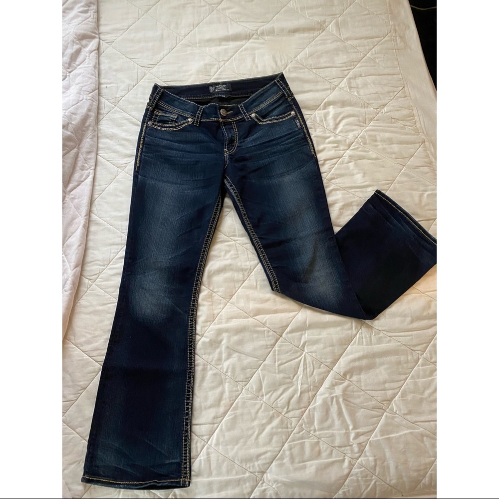 Cute pair of jeans !